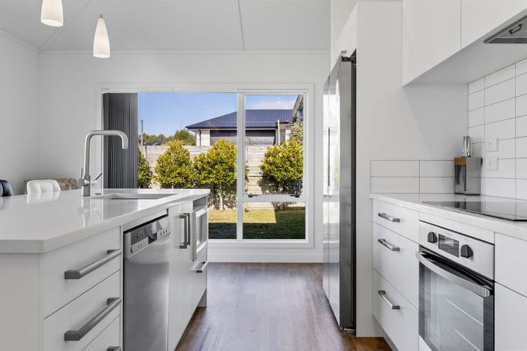 Photo of property in 14 Windsor Street, Richmond Heights, Taupo, 3330