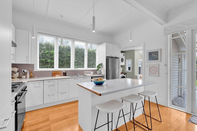 Photo of property in 24 Kitchener Street, Claudelands, Hamilton, 3214