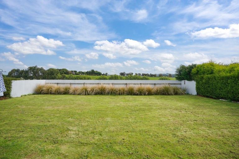 Photo of property in 28 Tokanui Haldane Road, Tokanui, 9884