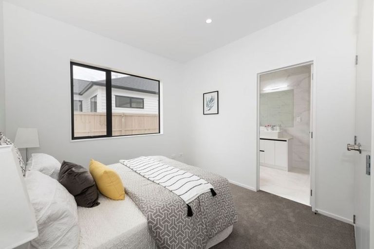 Photo of property in 58 Cooladawson Drive, Flat Bush, Auckland, 2019