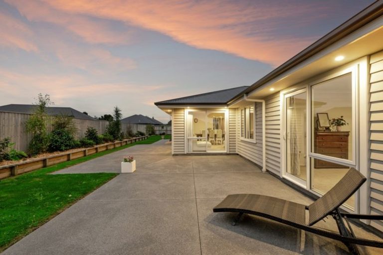 Photo of property in 29 Galatos Street, Rangiora, 7400