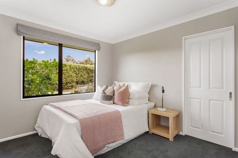 Photo of property in 290 Queen Elizabeth Ii Drive, Mairehau, Christchurch, 8052