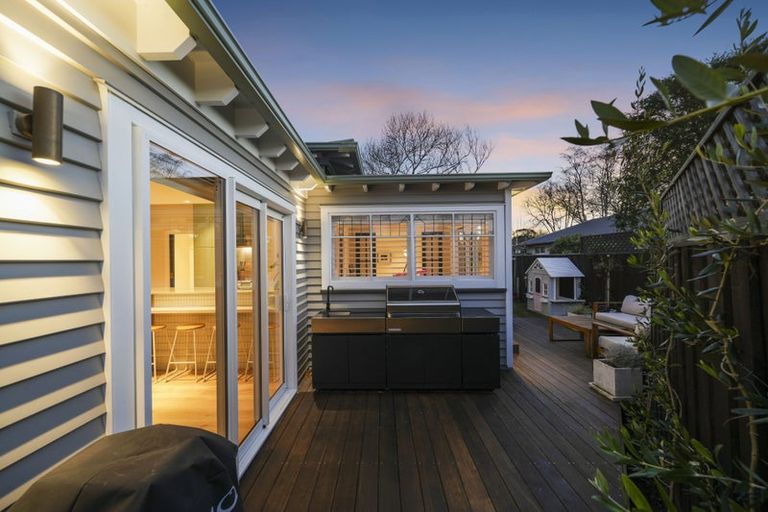 Photo of property in 4 Wherstead Road, Cashmere, Christchurch, 8022