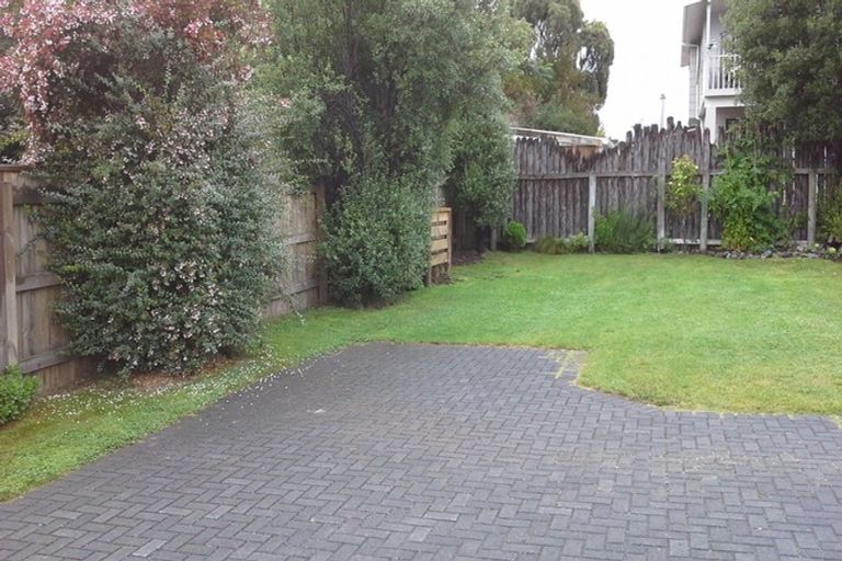 Photo of property in 18 Frederick Street, Two Mile Bay, Taupo, 3330