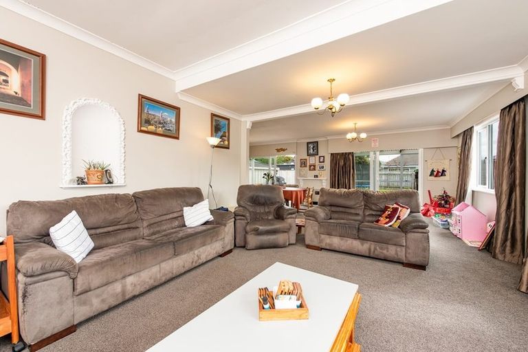 Photo of property in 3 Jutland Street, Waterloo, Lower Hutt, 5011