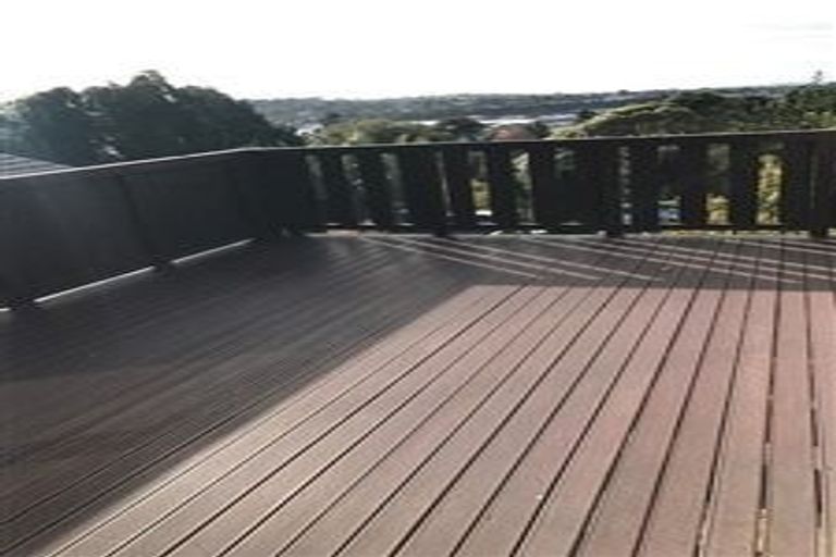 Photo of property in 6 Celeste Place, Totara Vale, Auckland, 0627