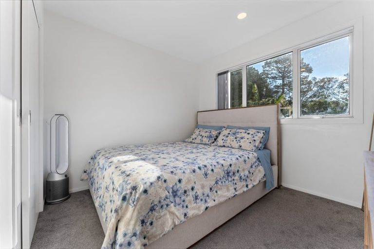 Photo of property in 24 Glendene Avenue, Glendene, Auckland, 0602
