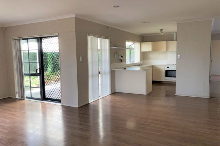 Photo of property in 9 Farmdale Court, Flat Bush, Auckland, 2019