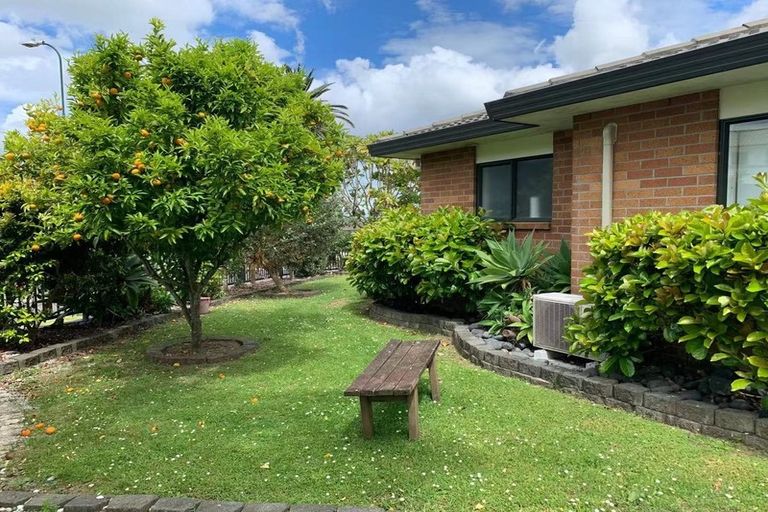 Photo of property in 1 San Carlo Court, Henderson, Auckland, 0612