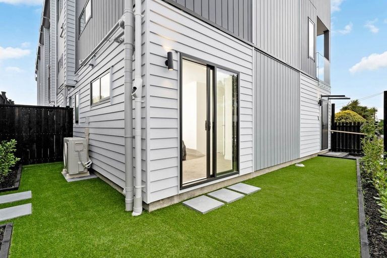 Photo of property in 7/12 Statesman Street, Henderson, Auckland, 0612