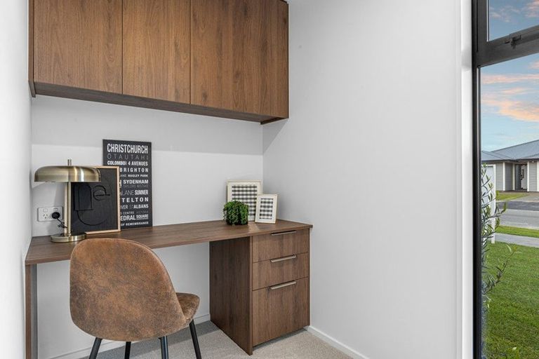 Photo of property in 34 Timara Crescent, Marshland, Christchurch, 8083