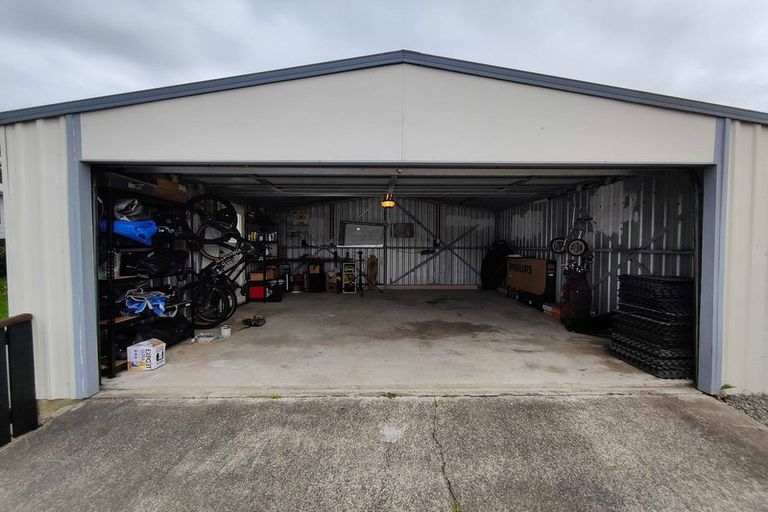 Photo of property in 129 Jamaica Drive, Grenada North, Wellington, 5028