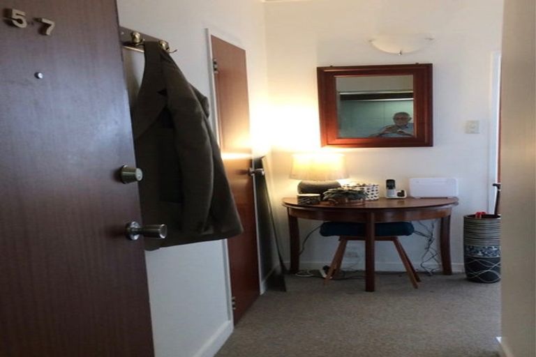 Photo of property in Hobson Court Flats, 57/70u Hobson Street, Thorndon, Wellington, 6011