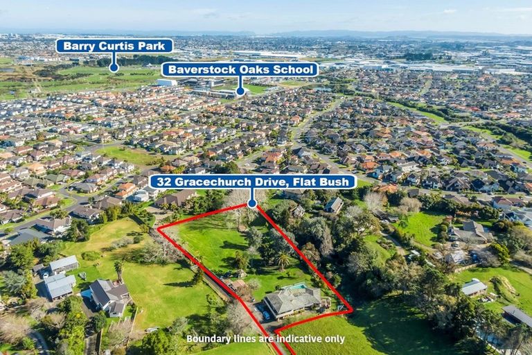 Photo of property in 32 Gracechurch Drive, Flat Bush, Auckland, 2016