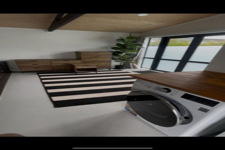 Photo of property in 11 Dellwood Avenue, Henderson, Auckland, 0612