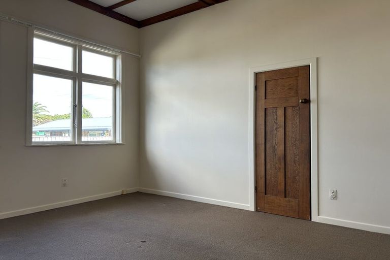 Photo of property in 33b Gray Avenue, Mangere East, Auckland, 2024