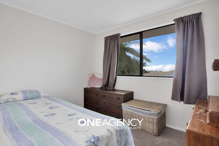 Photo of property in 179 Sievers Grove, Cannons Creek, Porirua, 5024