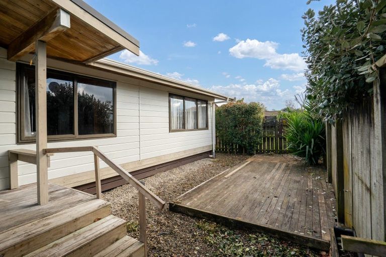 Photo of property in 305 Shakespeare Street, Leamington, Cambridge, 3432