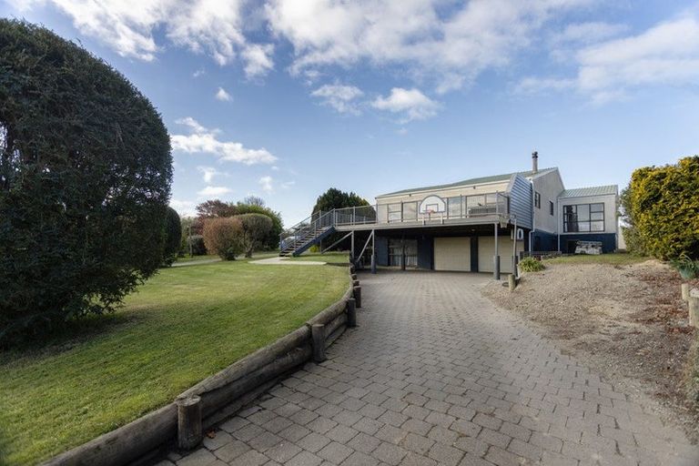 Photo of property in 19 Burnett Street, Kakanui, Oamaru, 9495