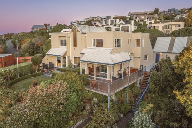 Photo of property in 37 Longhurst Terrace, Cashmere, Christchurch, 8022