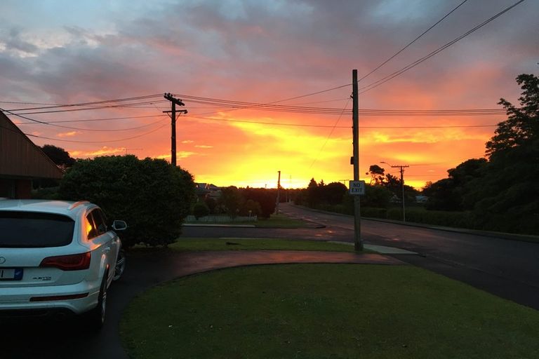 Photo of property in 30 Queen Street, Papakura, 2110