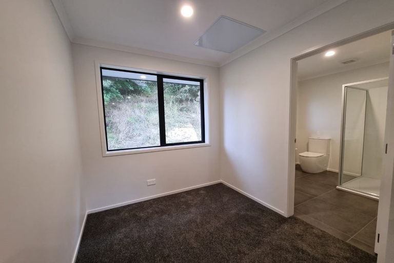 Photo of property in 52 Martingale Drive, Whitby, Porirua, 5024