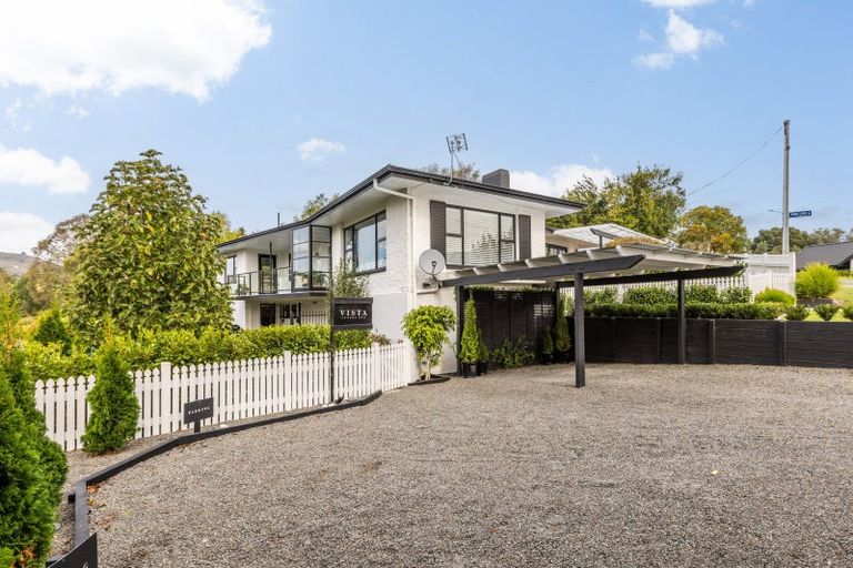 Photo of property in 55 Breadalbane Avenue, Havelock North, 4130