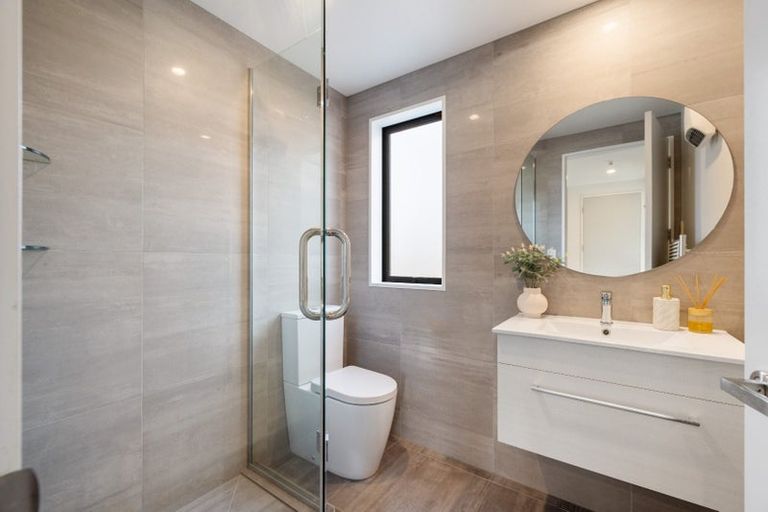 Photo of property in 2/59 Waimairi Road, Upper Riccarton, Christchurch, 8041