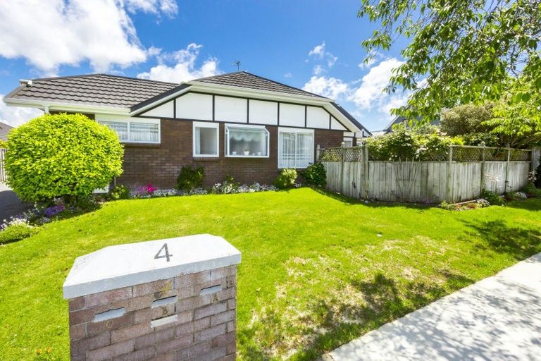 Photo of property in 4f1- Comeskey Grove, Elderslea, Upper Hutt, 5018
