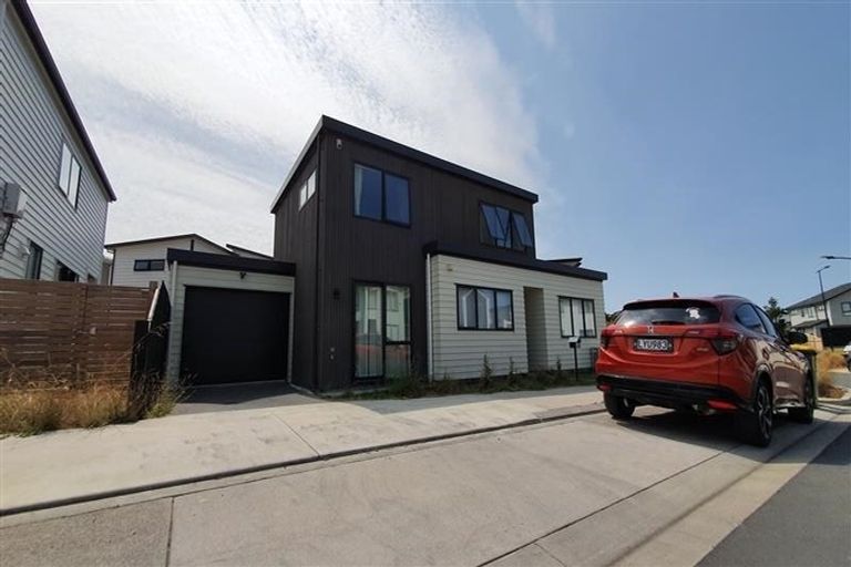 Photo of property in 40 Greenfinch Road, Hobsonville, Auckland, 0616