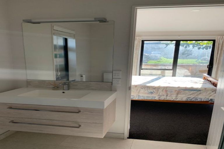 Photo of property in 44 Bronco Drive, Aidanfield, Christchurch, 8025