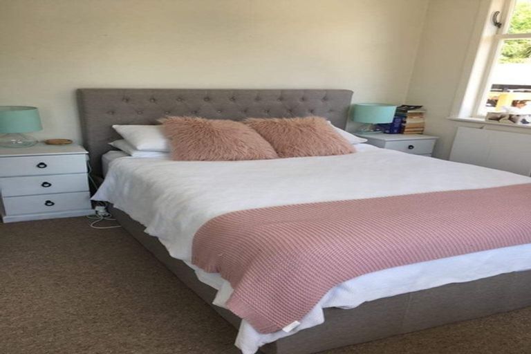 Photo of property in 26 Palmerston Road, Havelock North, 4130