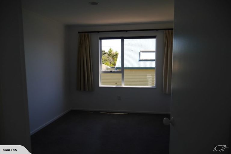 Photo of property in 19 Miro Street, Eastbourne, Lower Hutt, 5013