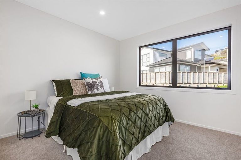 Photo of property in 176b Navigation Drive, Whitby, Porirua, 5024