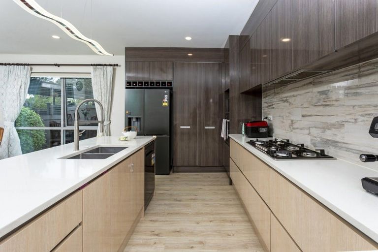 Photo of property in 97a Sunrise Avenue, Murrays Bay, Auckland, 0630