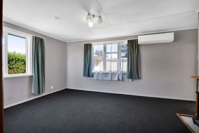 Photo of property in 1 Avon Street, Stratford, 4332