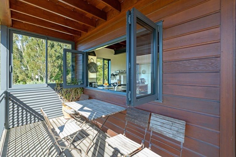 Photo of property in 113 Bucks Road, Tauwharenikau, Featherston, 5773