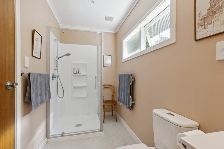 Photo of property in 8 Simla Crescent, Khandallah, Wellington, 6035