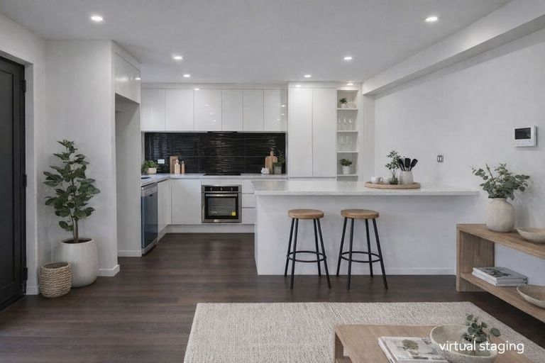 Photo of property in 2c Melleray Place, Randwick Park, Auckland, 2105