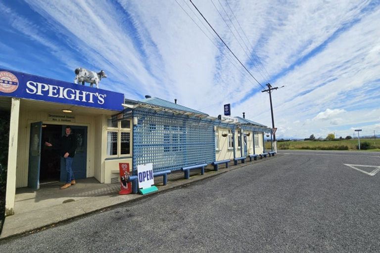 Photo of property in Main Road, Tauweru, Masterton, 5889