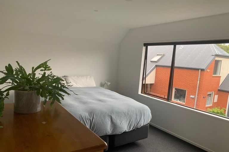 Photo of property in 2b Coles Place, St Albans, Christchurch, 8014
