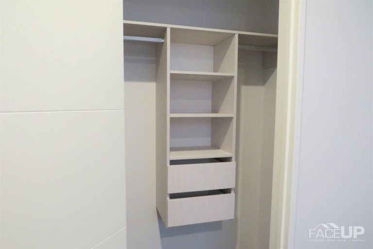 Photo of property in 12 Skua Road, Hobsonville, Auckland, 0616