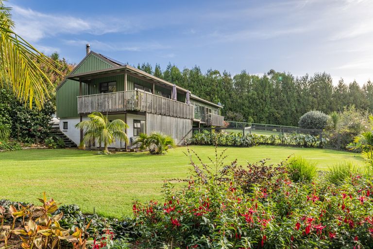 Photo of property in 239 Stanners Road, Kerikeri, 0295