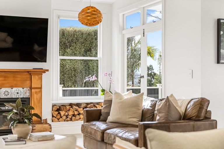 Photo of property in 65a Kowhai Road, Mairangi Bay, Auckland, 0630