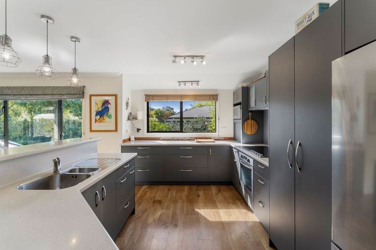 Photo of property in 8a Angus Place, Wakefield, 7025