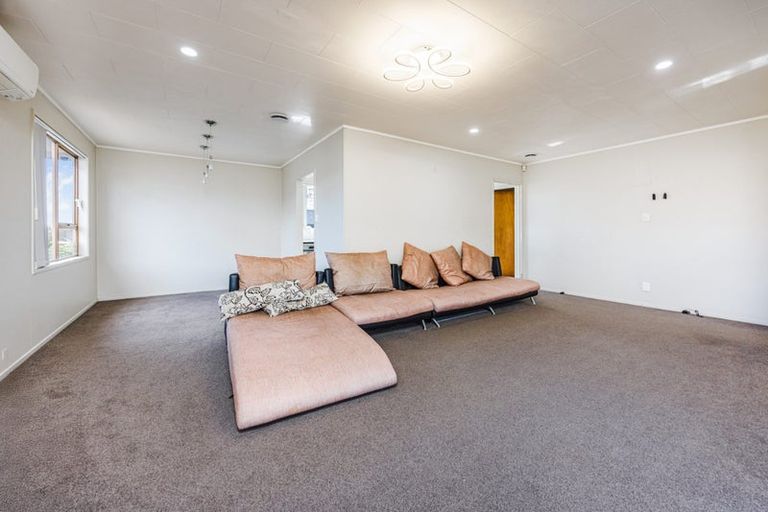 Photo of property in 14 Charntay Avenue, Clover Park, Auckland, 2019