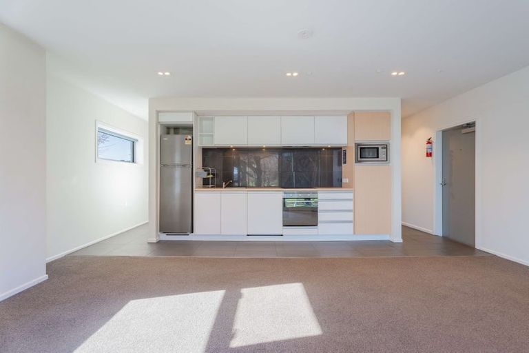 Photo of property in 193/2c Riccarton Road, Riccarton, Christchurch, 8041