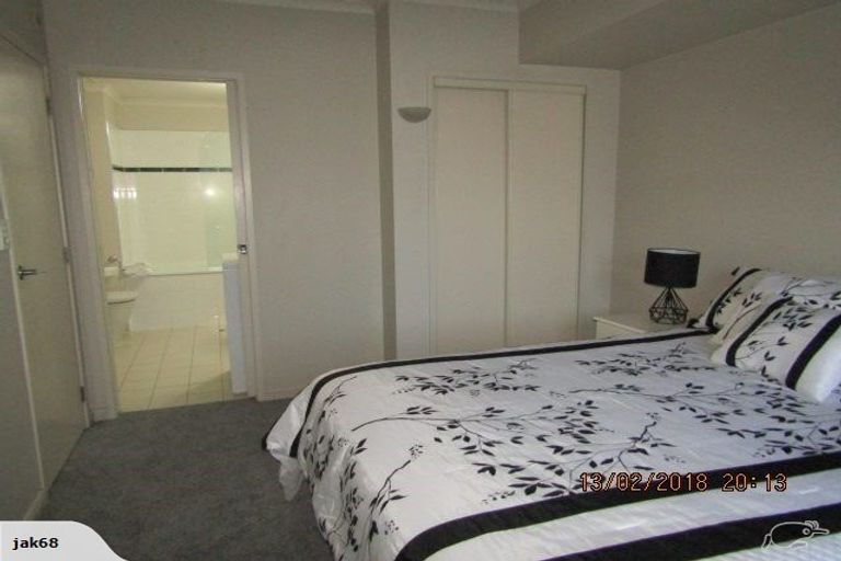 Photo of property in 1 Emily Place, Bellevue, Tauranga, 3110