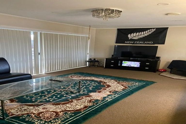Photo of property in 51 Eastburn Street, Papakura, 2110