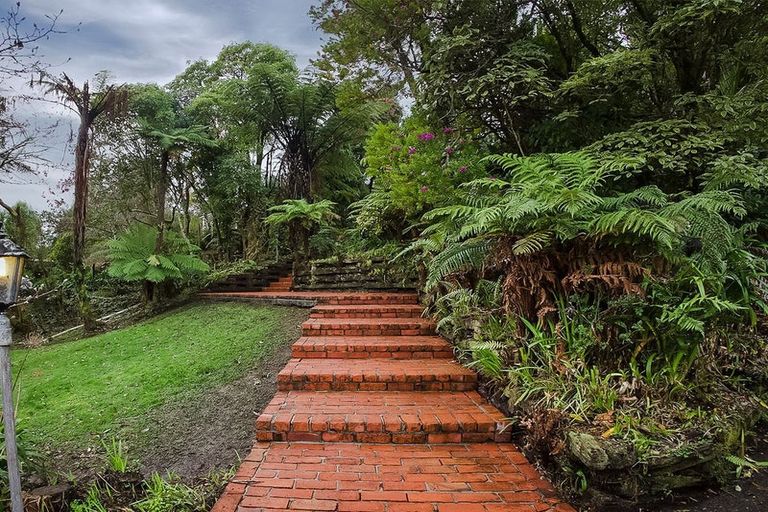 Photo of property in 17-19 Kilgour Road, Greymouth, 7805